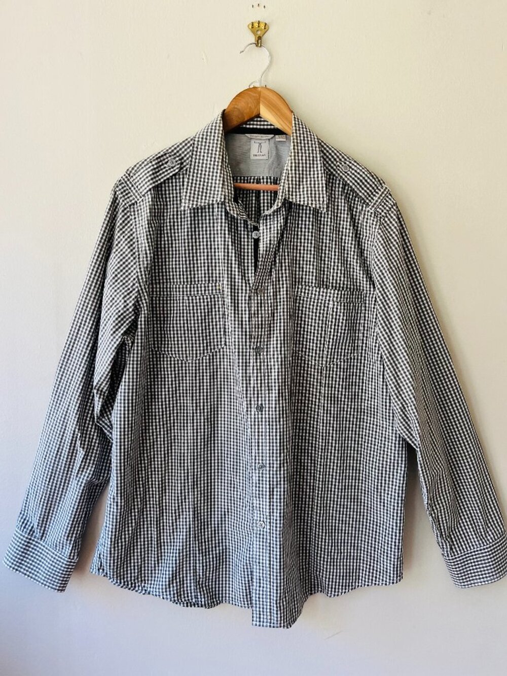 Tristan Mens Sz XL Semi Fitted Gingham check in black and white Shirt Pockets
